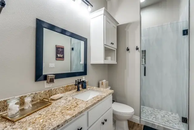 Projects: Model Home photo 7